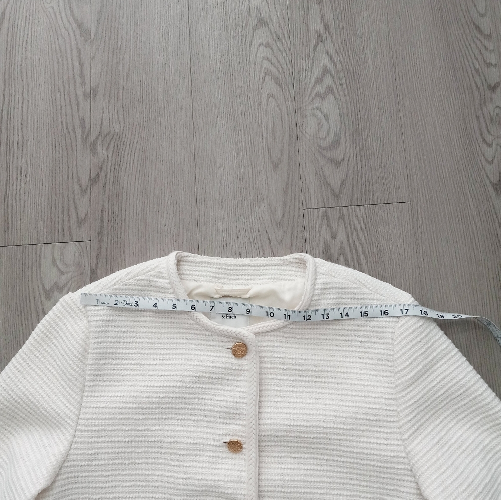 Abercrombie & Fitch Collardless Tweed Blazer With Gold Buttons Ivory XL - Picture 10 of 15